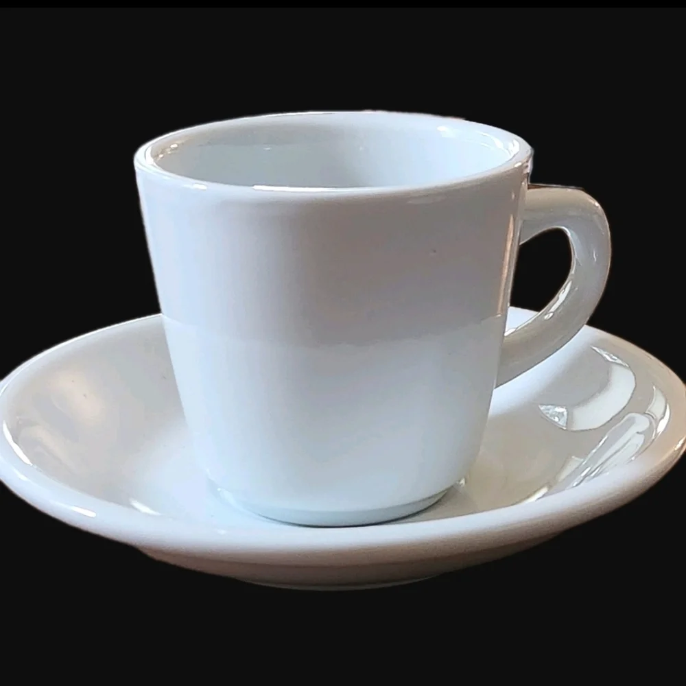 Vintage Williams Sonoma White Cups & Saucers – Set of 6 – Pantry Essentials Mark